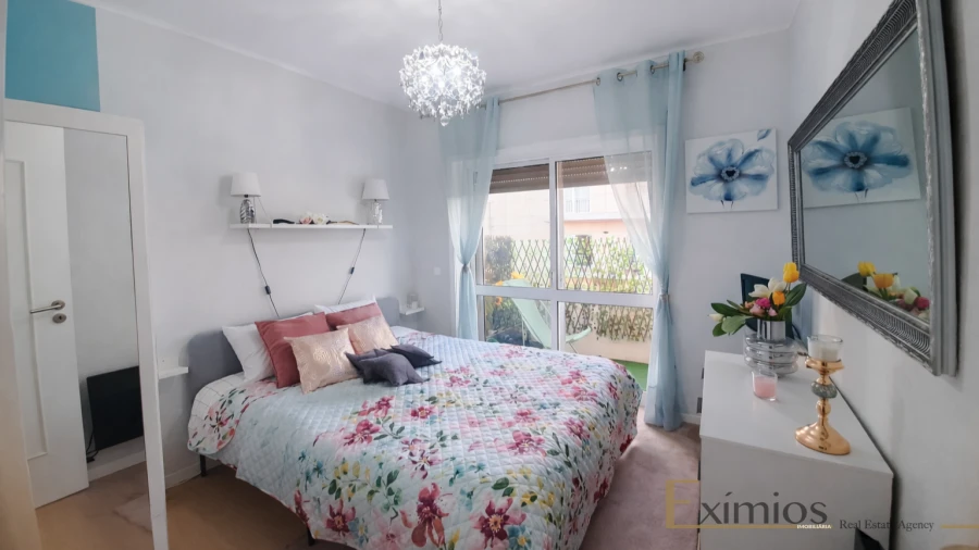 Apartamento T4 para Venda em Arvore Foto 4