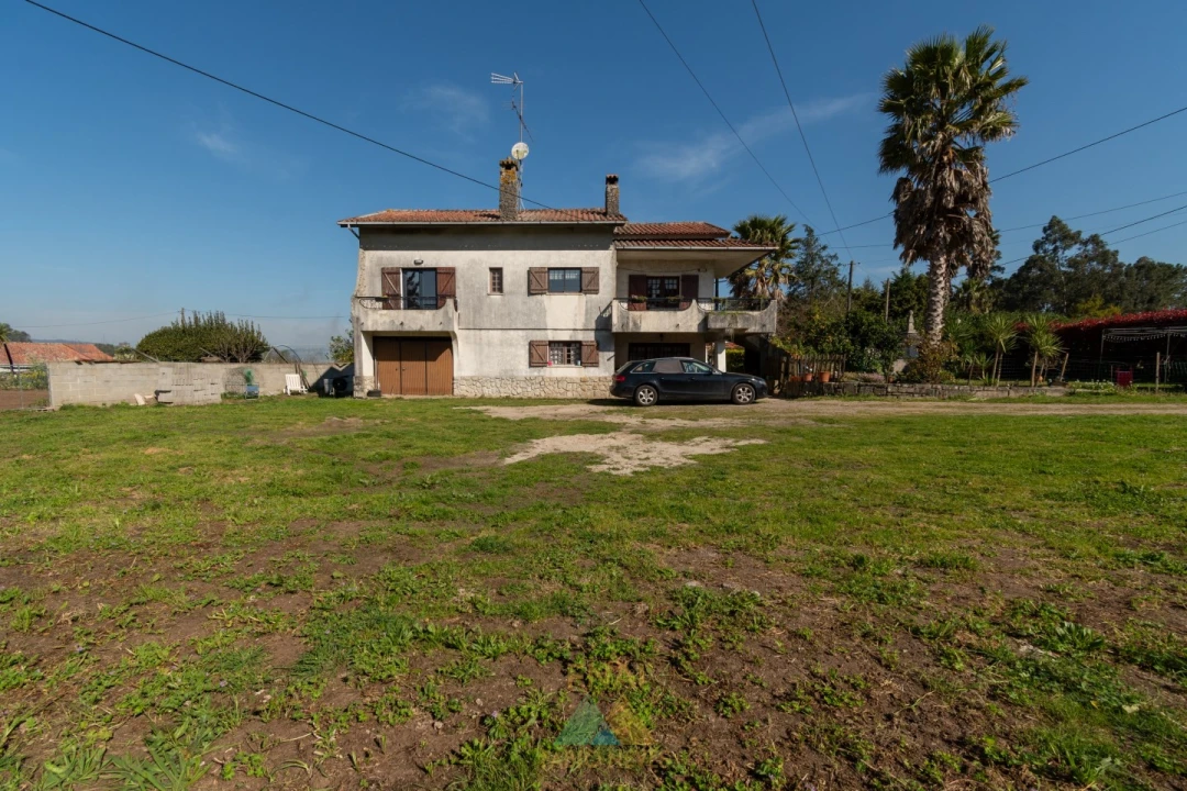 Moradia T4 para Venda em Geraz do Lima (Santa Maria, Santa Leocádia, Moreira), Deão Foto 3