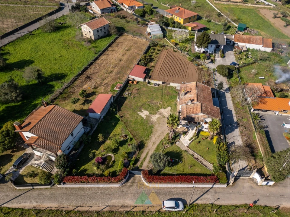 Moradia T4 para Venda em Geraz do Lima (Santa Maria, Santa Leocádia, Moreira), Deão Foto 10