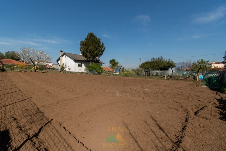 Moradia T4 para Venda em Geraz do Lima (Santa Maria, Santa Leocádia, Moreira), Deão Foto 5