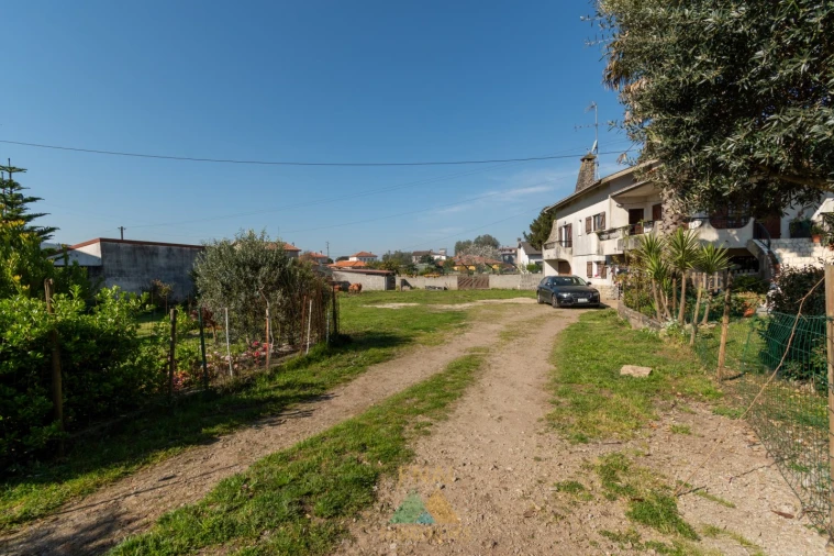 Moradia T4 para Venda em Geraz do Lima (Santa Maria, Santa Leocádia, Moreira), Deão Foto 6