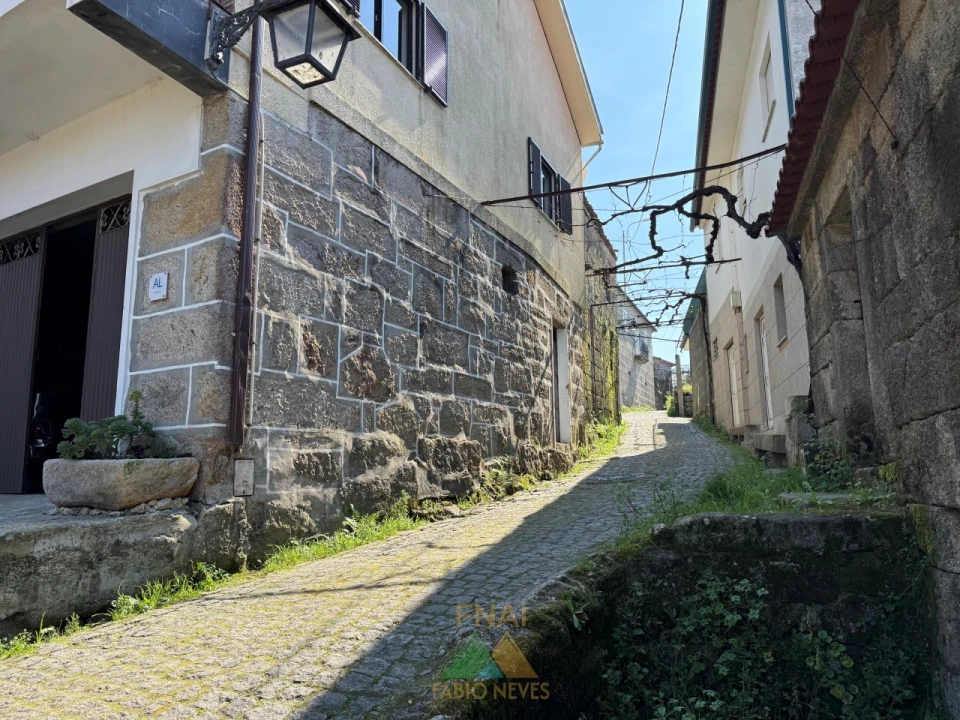 Moradia T2 para Venda em Lindoso Foto 45