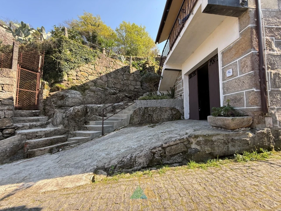 Moradia T2 para Venda em Lindoso Foto 46