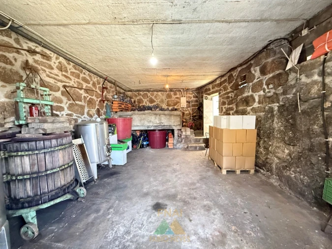 Moradia T2 para Venda em Lindoso Foto 33