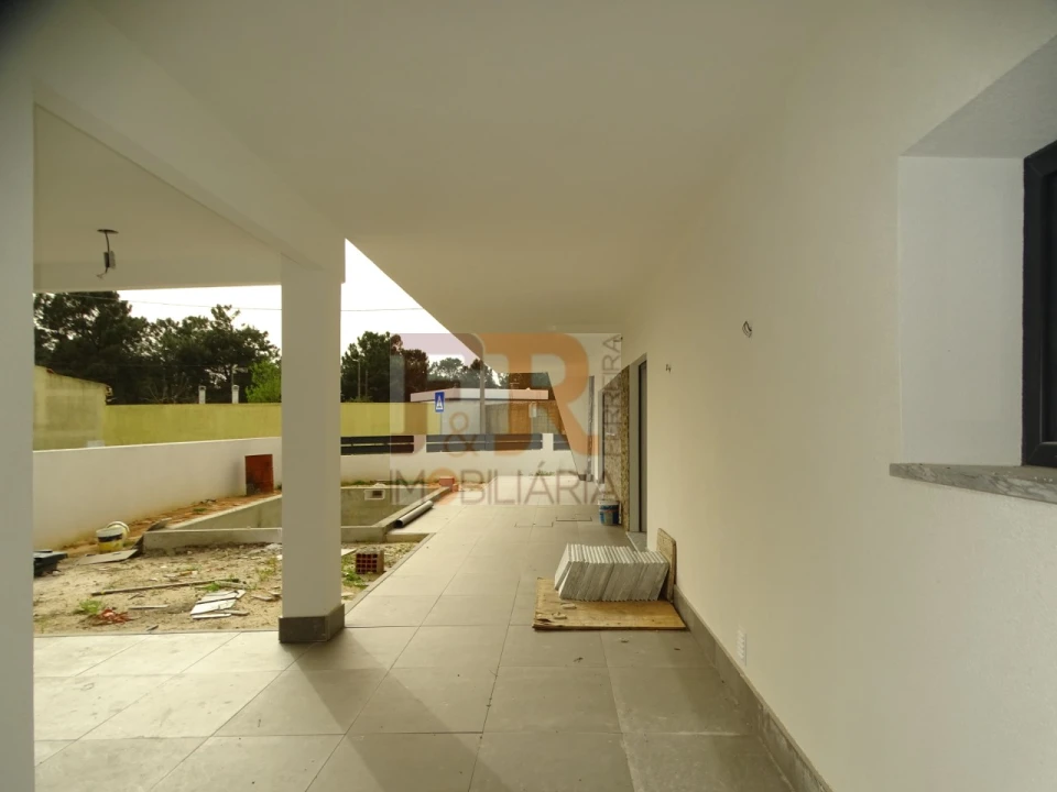 Moradia T3 para Venda em Quinta do Anjo Foto 9