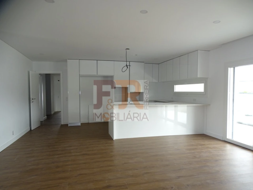 Moradia T3 para Venda em Quinta do Anjo Foto 37