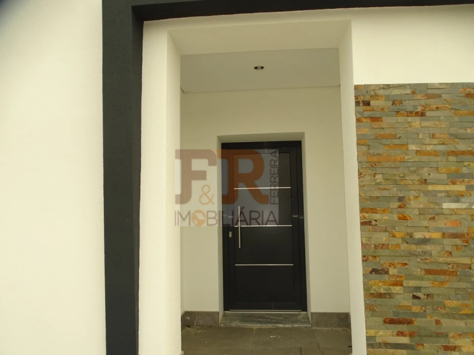 Moradia T3 para Venda em Quinta do Anjo Foto 50