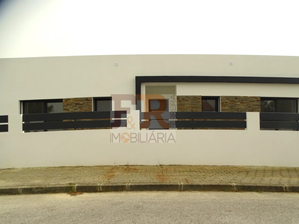 Moradia T3 para Venda em Quinta do Anjo Foto 53