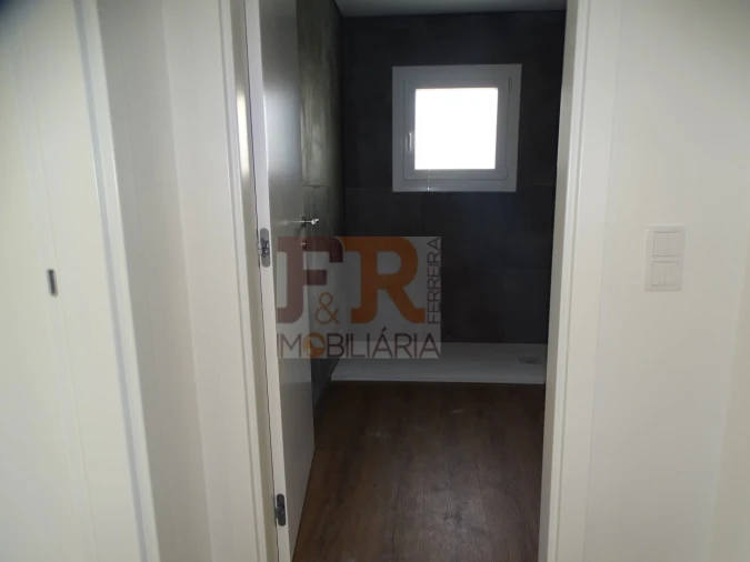 Moradia T3 para Venda em Quinta do Anjo Foto 30