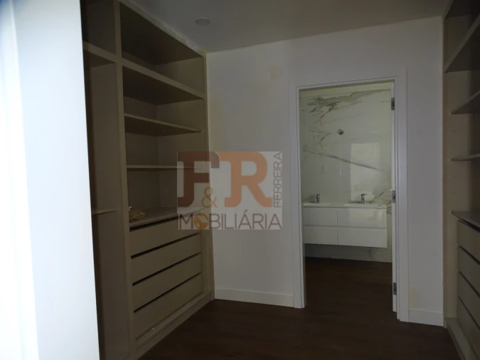 Moradia T3 para Venda em Quinta do Anjo Foto 47