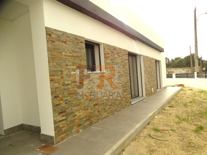 Moradia T3 para Venda em Quinta do Anjo Foto 51