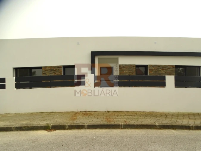 Moradia T3 para Venda em Quinta do Anjo Foto 53