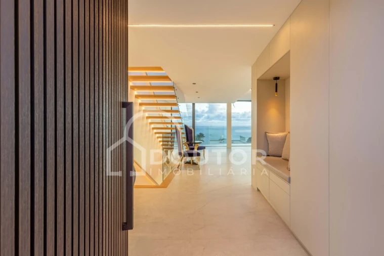 Moradia T4 para Venda em Funchal (Santa Maria Maior) Foto 34