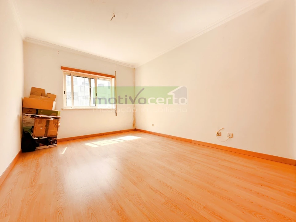 Apartamento T3 para Venda em São João Baptista e Santa Maria dos Olivais Foto 19