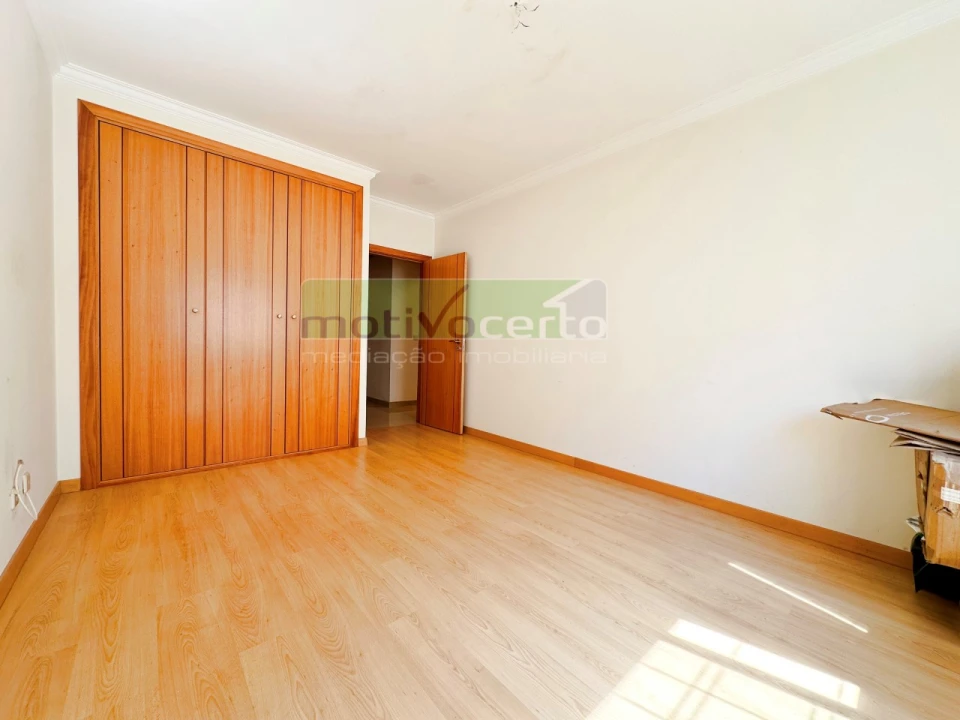 Apartamento T3 para Venda em São João Baptista e Santa Maria dos Olivais Foto 20