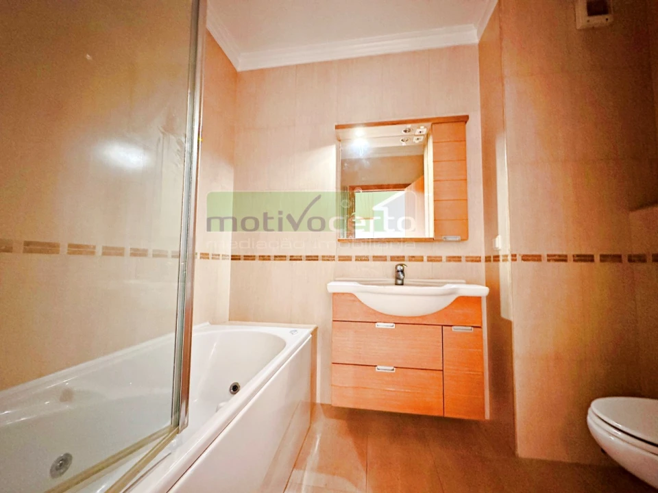 Apartamento T3 para Venda em São João Baptista e Santa Maria dos Olivais Foto 22