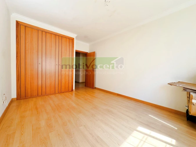 Apartamento T3 para Venda em São João Baptista e Santa Maria dos Olivais Foto 20