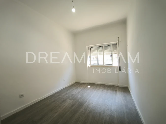 Apartamento T2 para Venda em Alto do Seixalinho, Santo André e Verderena Foto 27
