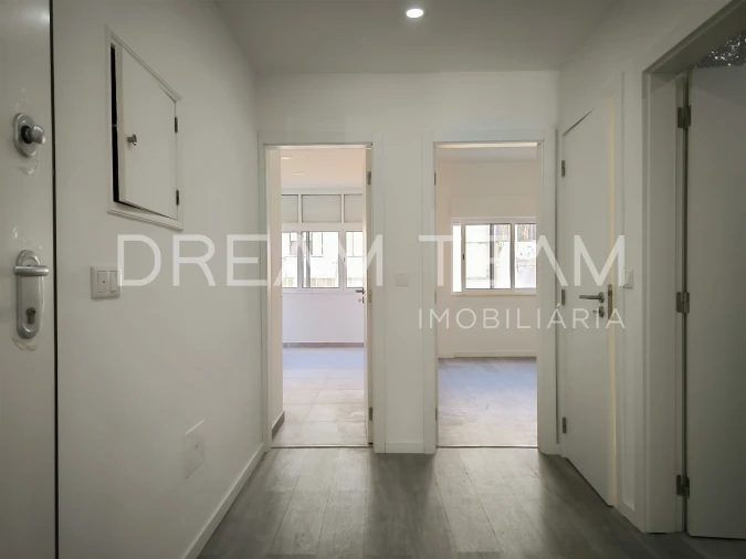 Apartamento T2 para Venda em Alto do Seixalinho, Santo André e Verderena Foto 8