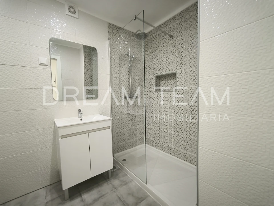 Apartamento T2 para Venda em Alto do Seixalinho, Santo André e Verderena Foto 21