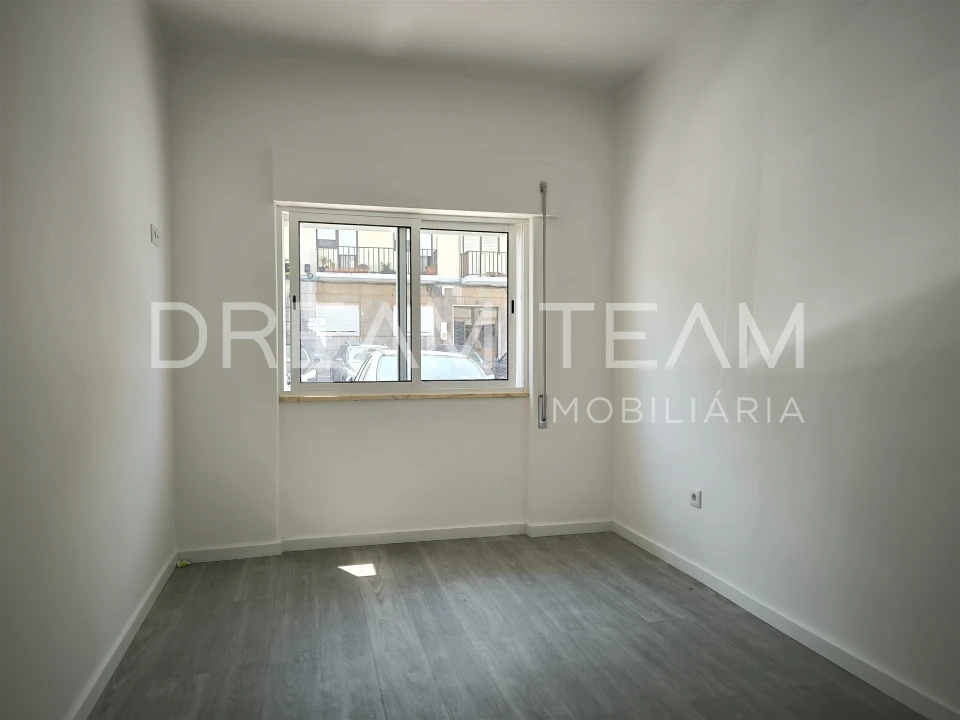 Apartamento T2 para Venda em Alto do Seixalinho, Santo André e Verderena Foto 22