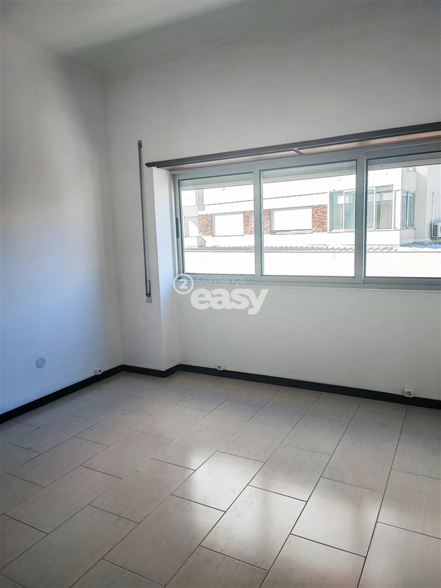 Apartamento T2 para Arrendamento em São Vitor (Braga) Foto 11