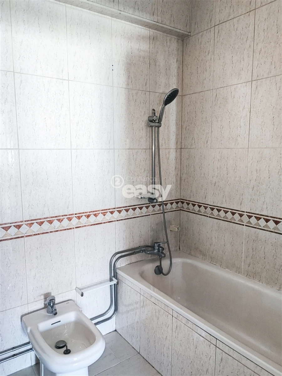 Apartamento T2 para Arrendamento em São Vitor (Braga) Foto 9