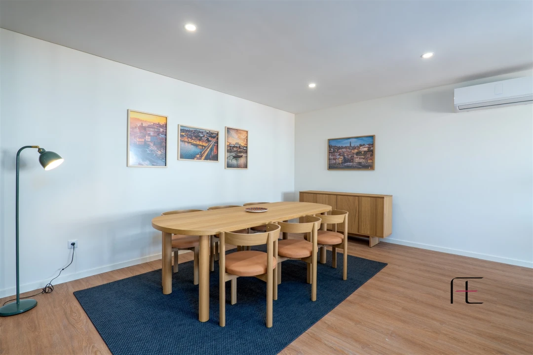 Apartamento T3 para Venda em Mafamude e Vilar do Paraíso Foto 2