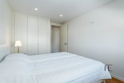 Apartamento T3 para Venda em Mafamude e Vilar do Paraíso