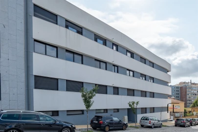 Apartamento T3 para Venda em Mafamude e Vilar do Paraíso