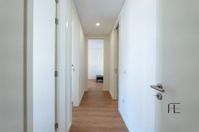 Apartamento T3 para Venda em Mafamude e Vilar do Paraíso