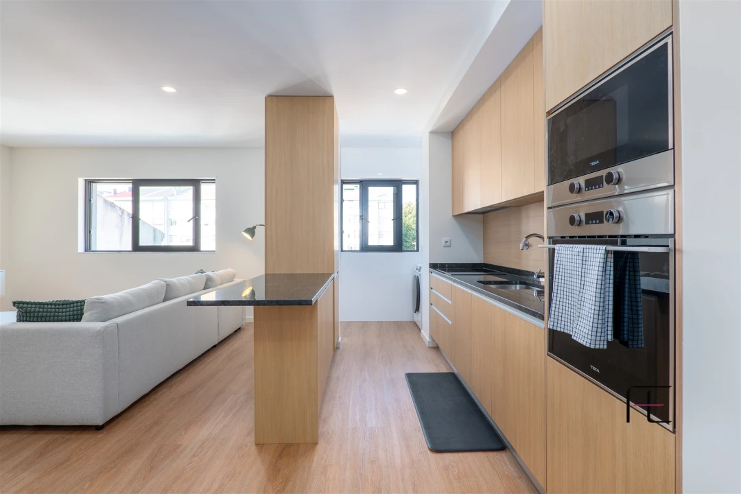 Apartamento T3 para Venda em Mafamude e Vilar do Paraíso Foto 30