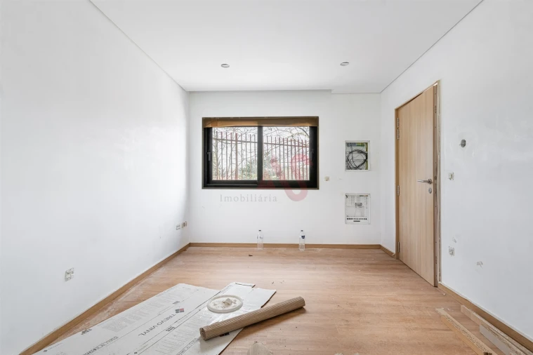 Apartamento T1 para Venda em Infias Foto 7