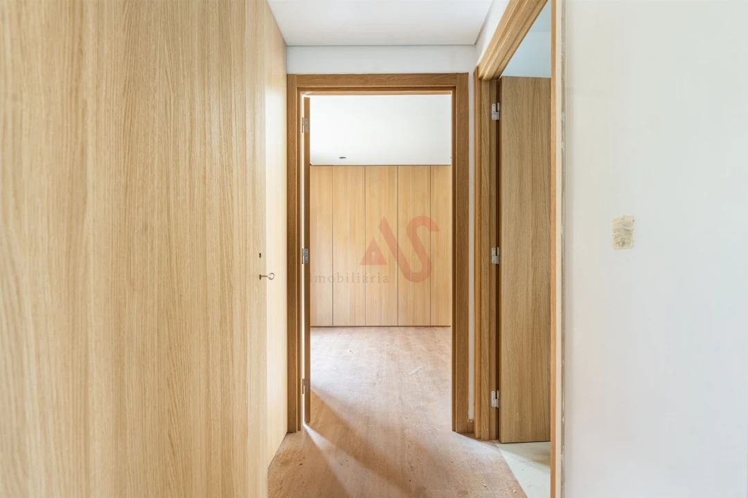 Apartamento T1 para Venda em Infias Foto 9