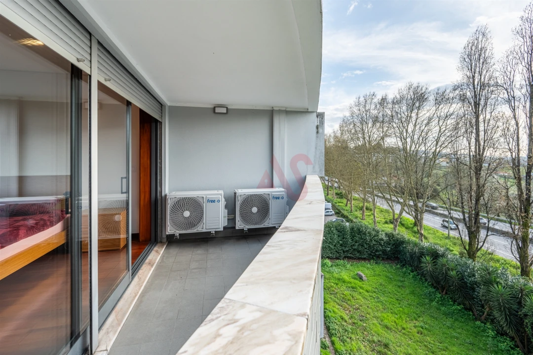 Apartamento T4 para Venda em Fermentões Foto 23