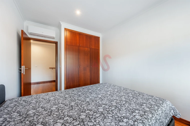 Apartamento T4 para Venda em Fermentões Foto 19