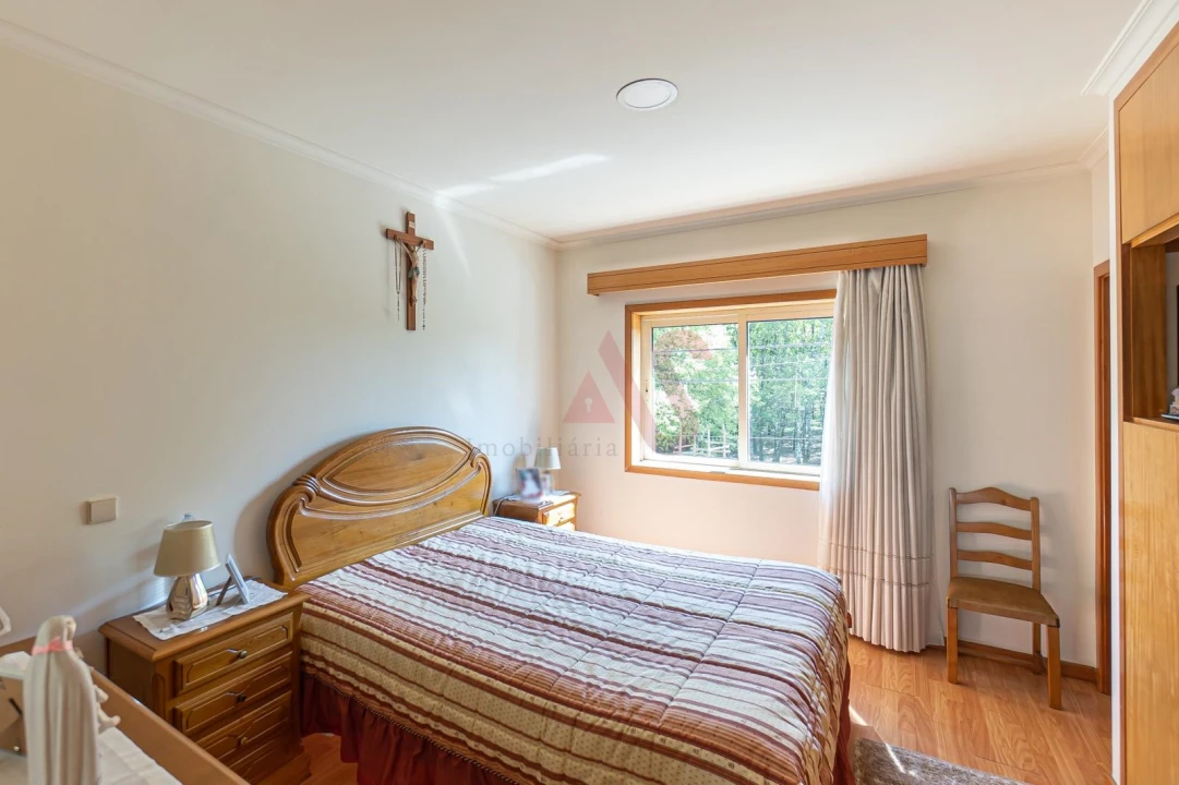 Moradia T3 para Venda em Brito Foto 20