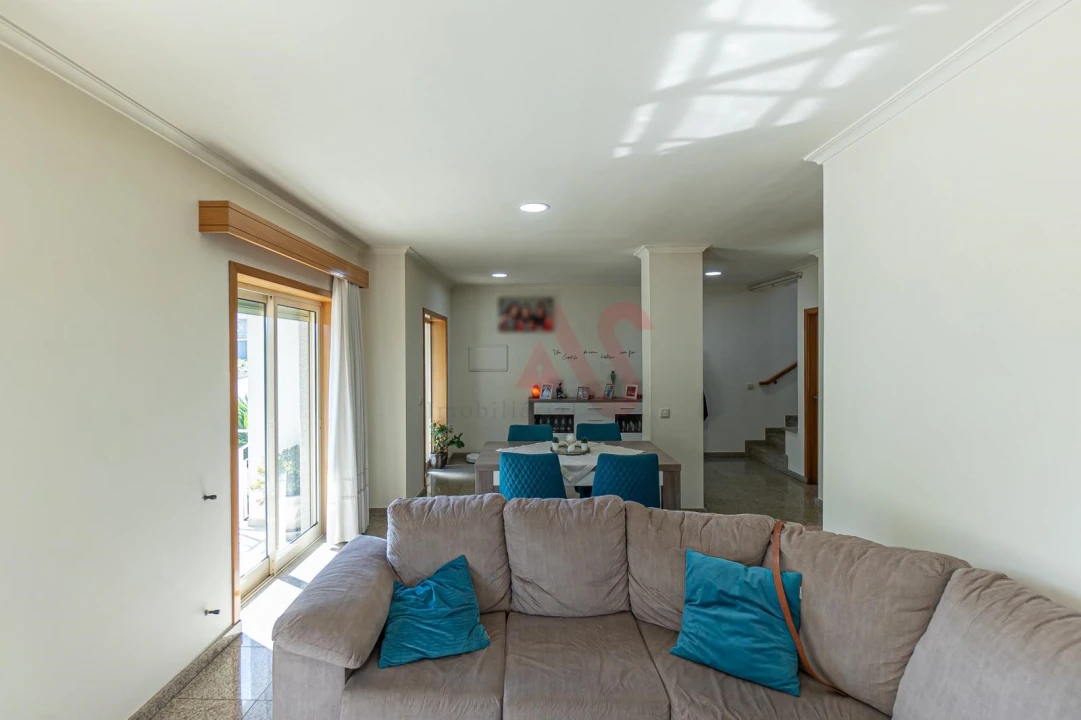 Moradia T3 para Venda em Brito Foto 15