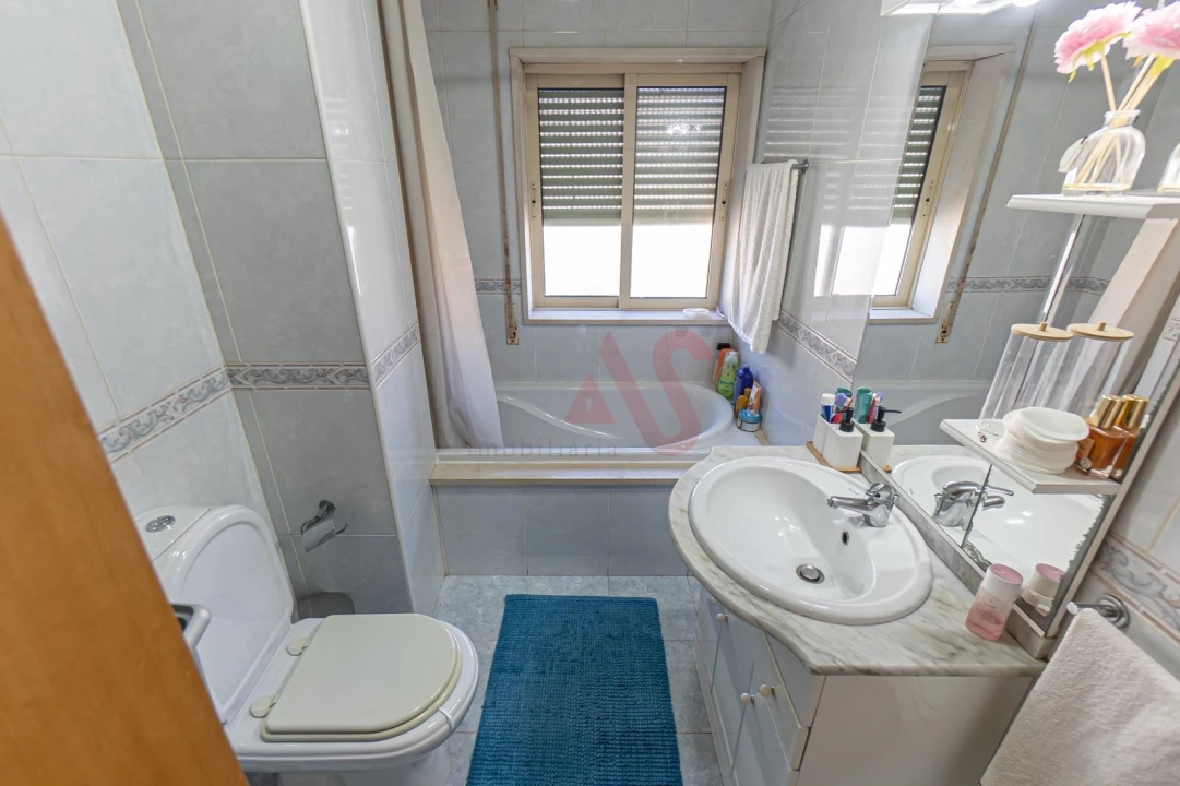 Moradia T3 para Venda em Brito Foto 33