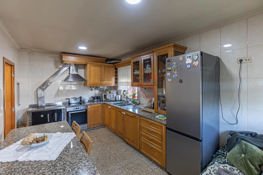 Moradia T3 para Venda em Brito Foto 10