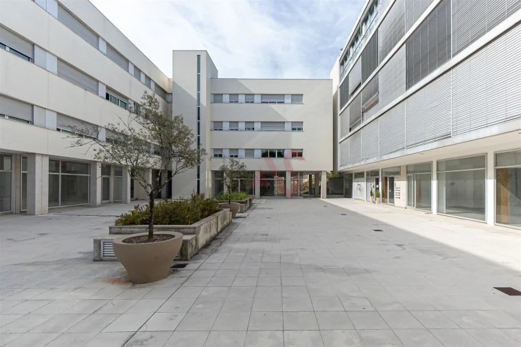 Apartamento T3 para Arrendamento em Caldas de Vizela (São Miguel e São João)