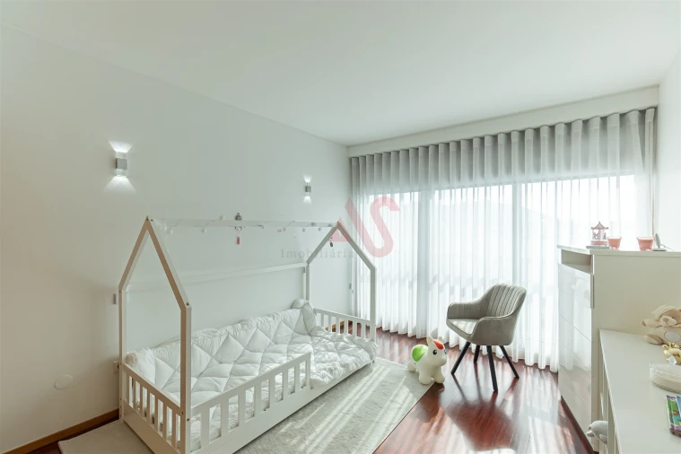 Apartamento T3 para Arrendamento em Caldas de Vizela (São Miguel e São João) Foto 2