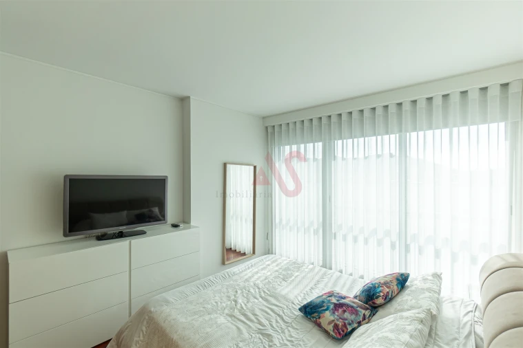 Apartamento T3 para Arrendamento em Caldas de Vizela (São Miguel e São João) Foto 4