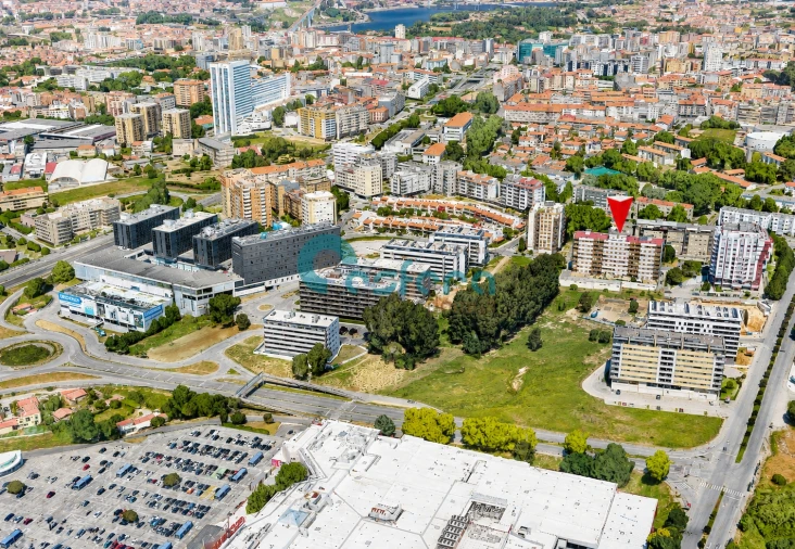 Apartamento T3 para Venda em Santa Marinha e São Pedro da Afurada Foto 2