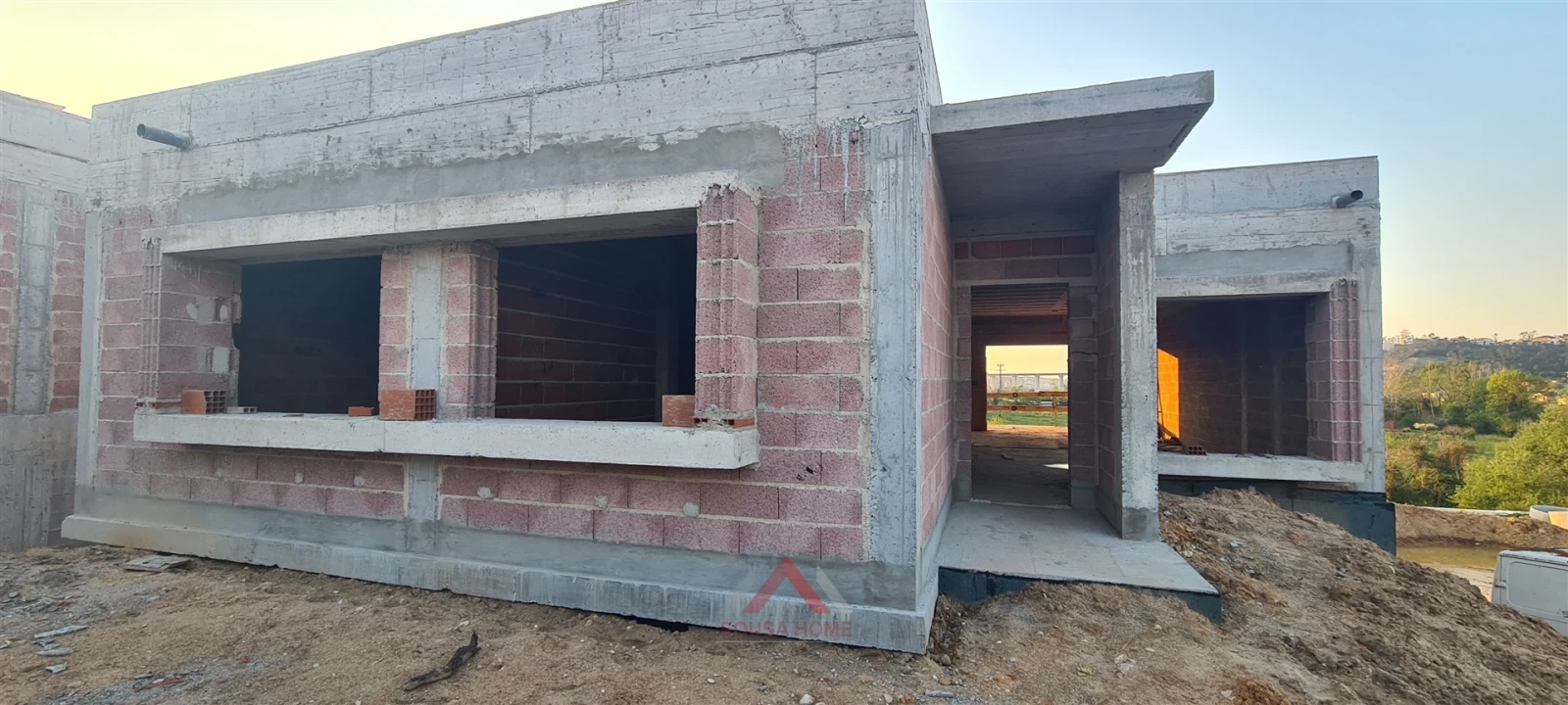 Moradia T4 para Venda em Leiria, Pousos, Barreira e Cortes Foto 2