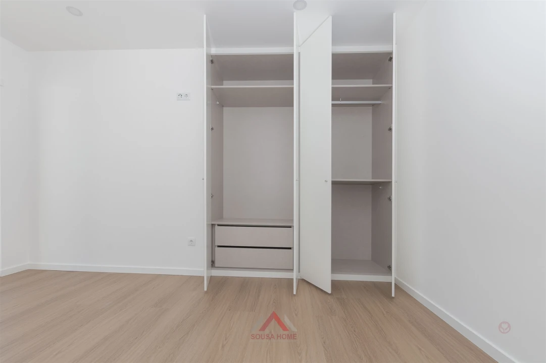 Moradia T4 para Venda em Marinha Grande Foto 32