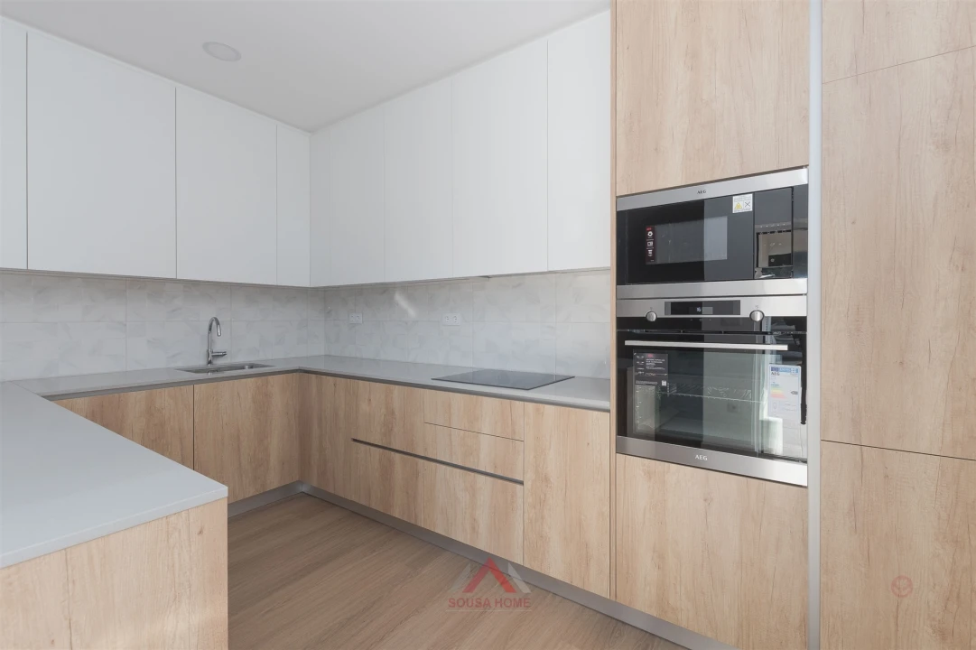 Moradia T4 para Venda em Marinha Grande Foto 9