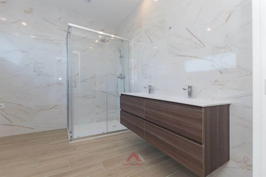 Moradia T4 para Venda em Marinha Grande Foto 18