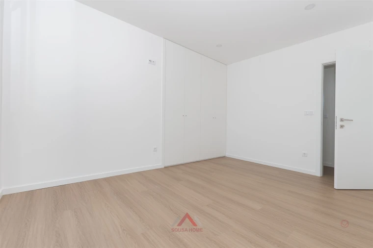 Moradia T4 para Venda em Marinha Grande Foto 30