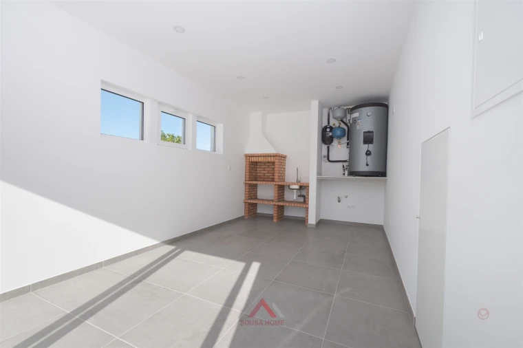 Moradia T4 para Venda em Marinha Grande Foto 42